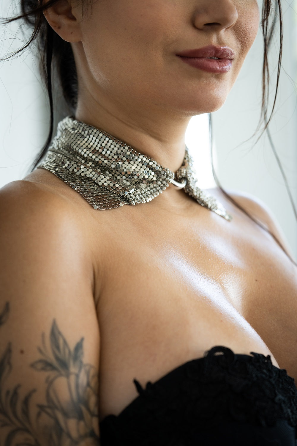 Sleeveless Choker Necklace