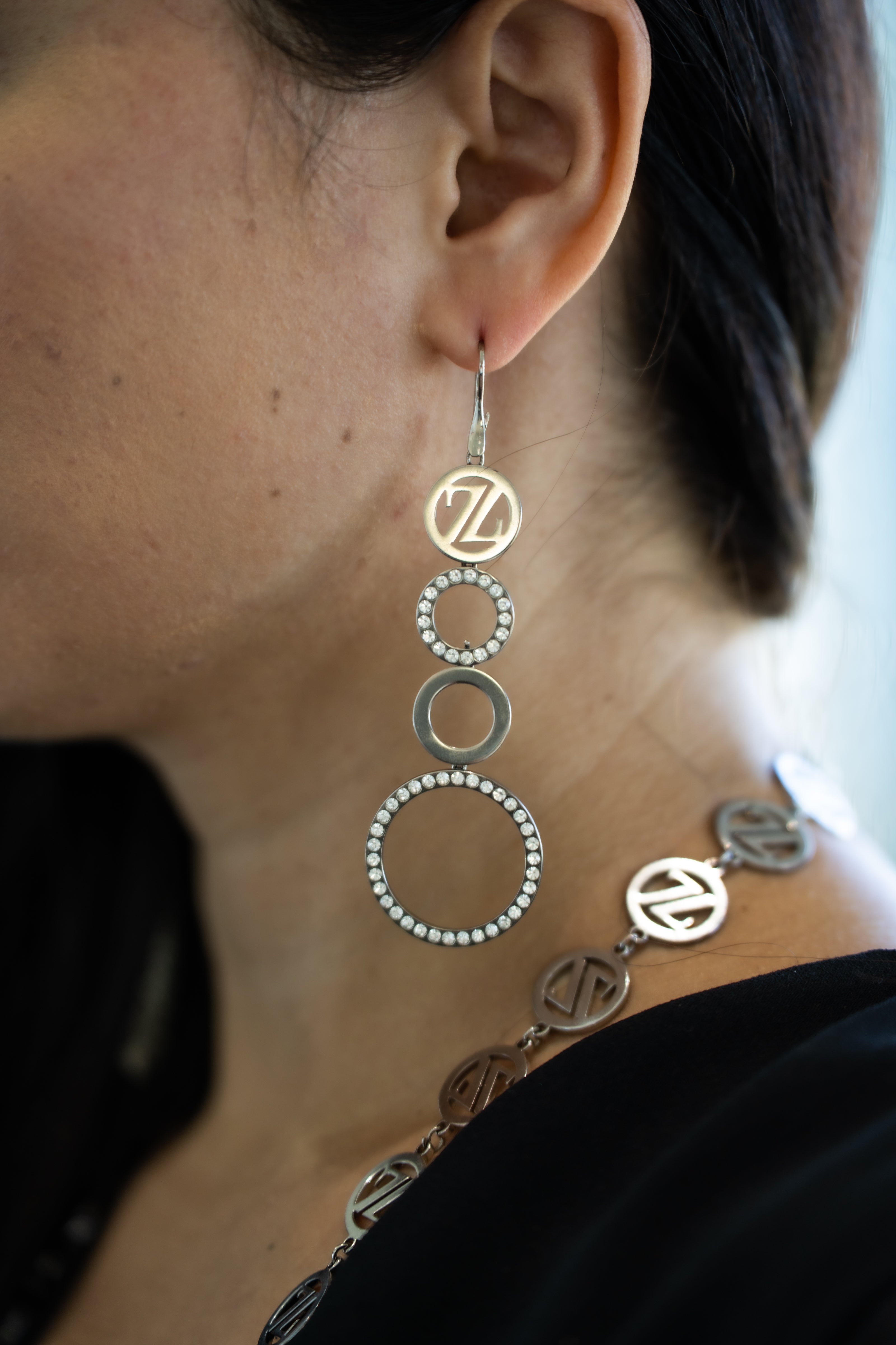 Refined Pendant drop Earrings