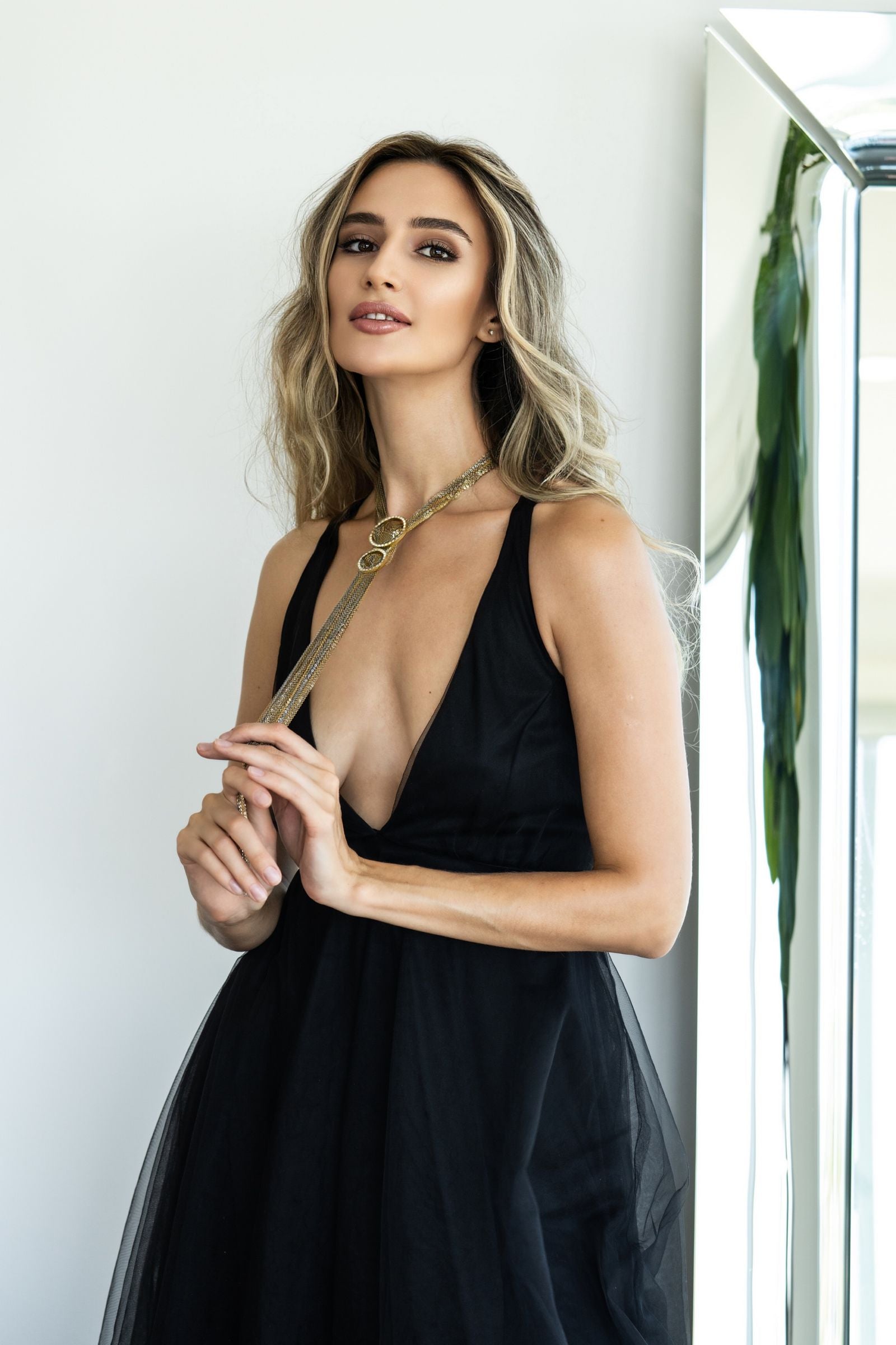 Coquette Lariat Necklace