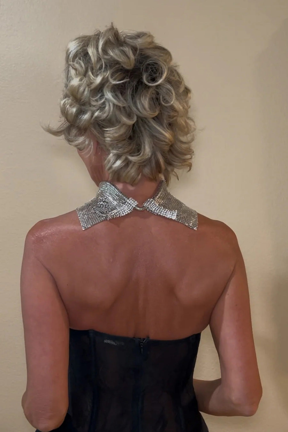 Sleeveless Choker Necklace